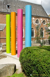Colourful artwork on Rue de la Madeleine next to the Eglise Sainte-Marie Madeleine
